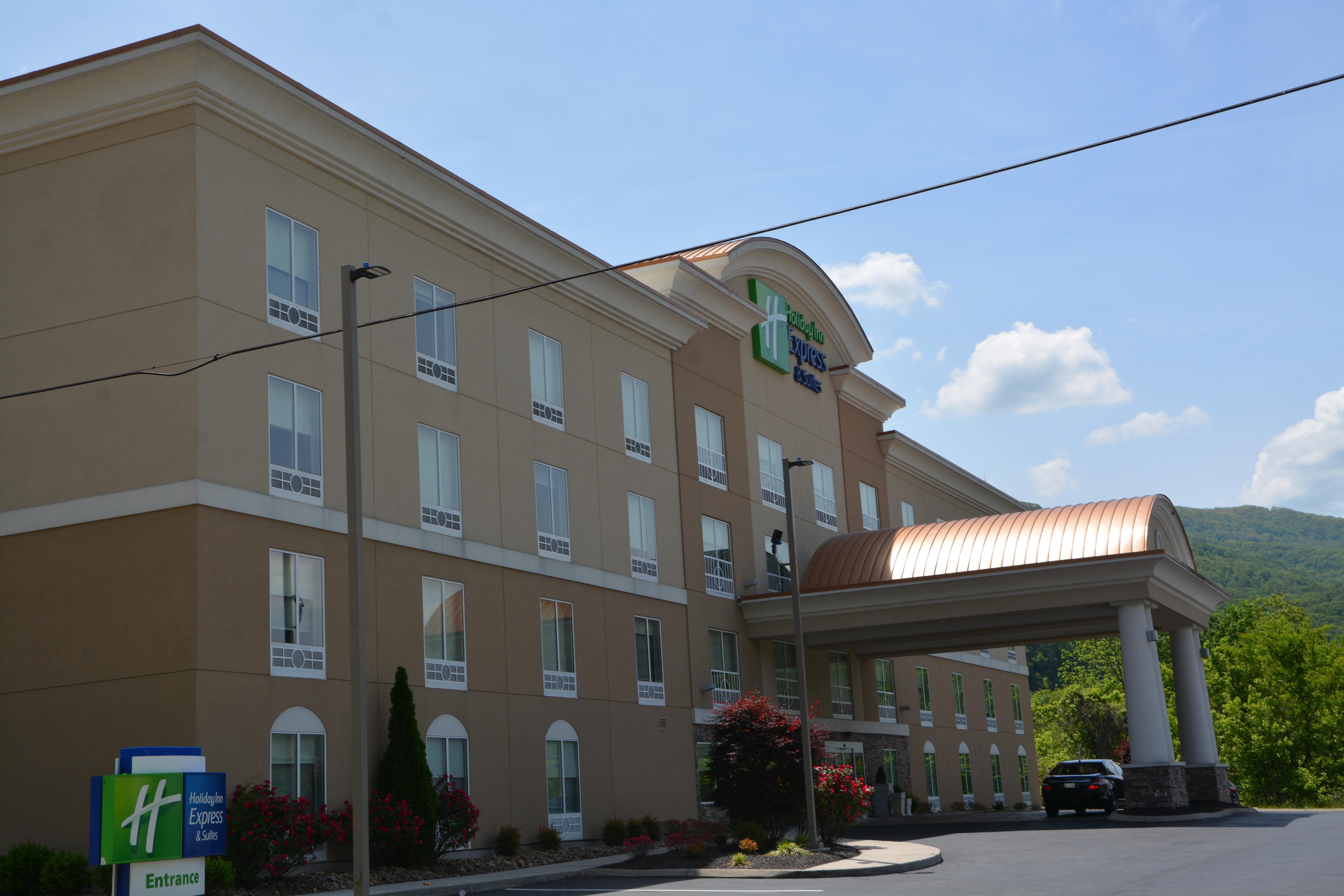 Holiday Inn Express & Suites Caryville By Ihg Extérieur photo