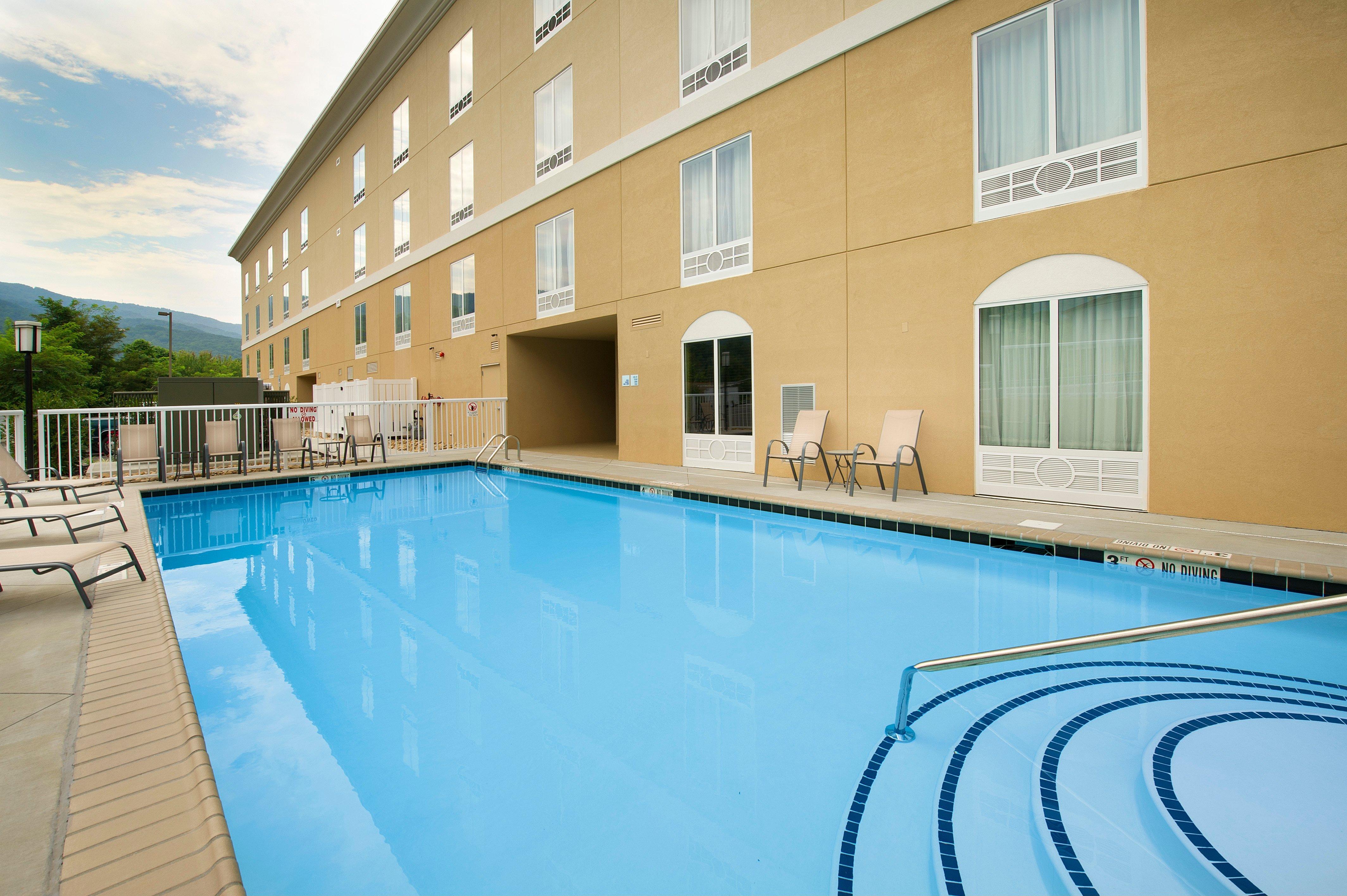 Holiday Inn Express & Suites Caryville By Ihg Extérieur photo